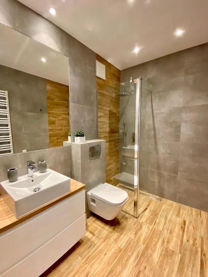 Living Point Residence Center Варшава 0*,
